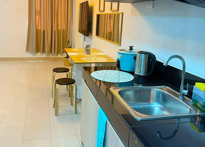 Cozynest By Haidee Hills 3*